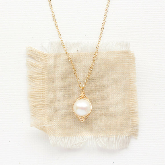 Perfect Pearl Gold Necklace