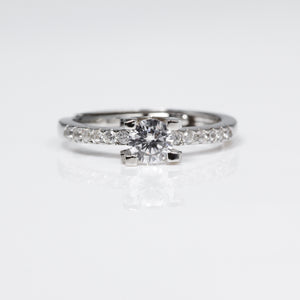 Round 0.5 Carat Heart Prong Ring