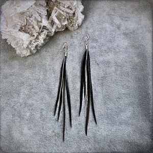 Mini Feather Earrings - Black &amp; Silver